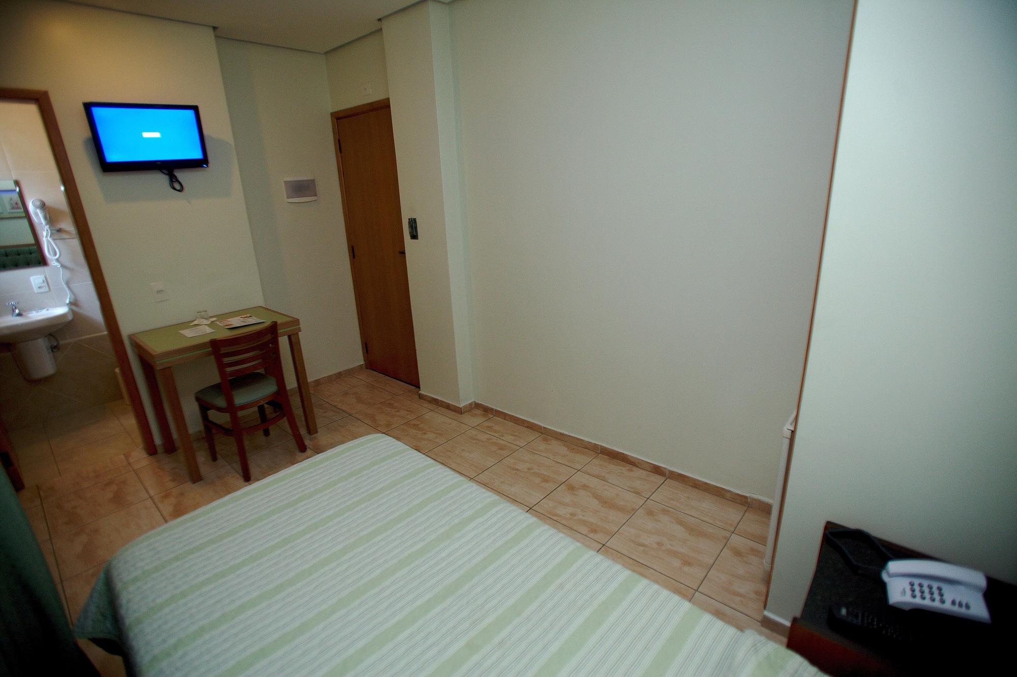 Cinelandia Hotel เซาเปาโล ภายนอก รูปภาพ